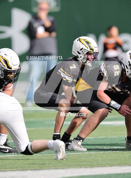 Thumbnail 2 in Mead vs. Thompson Valley (CHSAA 3A Championship) photogallery.