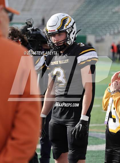 Thumbnail 2 in Mead vs. Thompson Valley (CHSAA 3A Championship) photogallery.