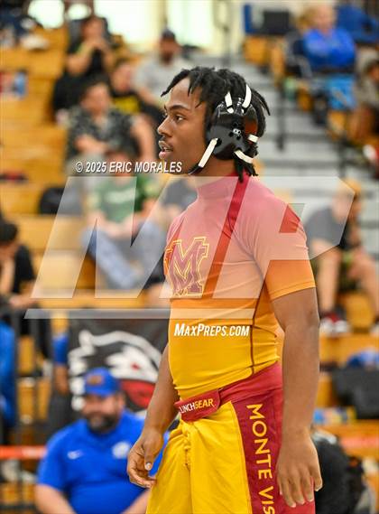 Thumbnail 2 in El Cajon Invitational photogallery.