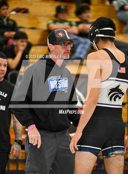 Thumbnail 1 in El Cajon Invitational photogallery.