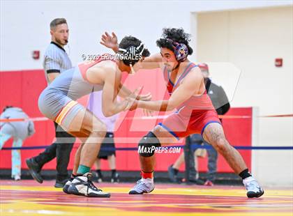 Thumbnail 3 in El Cajon Invitational photogallery.