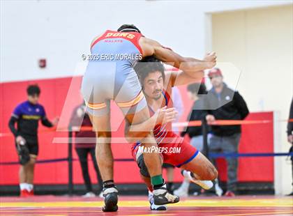 Thumbnail 3 in El Cajon Invitational photogallery.