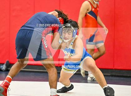 Thumbnail 3 in El Cajon Invitational photogallery.