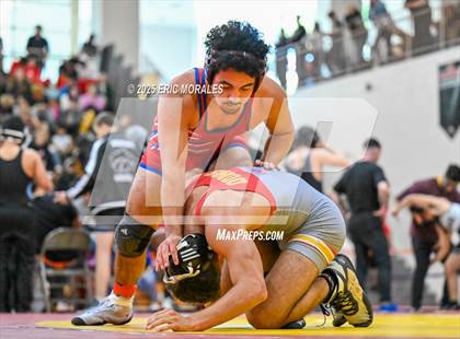Thumbnail 2 in El Cajon Invitational photogallery.