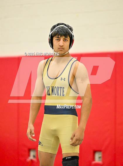Thumbnail 3 in El Cajon Invitational photogallery.