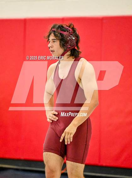 Thumbnail 3 in El Cajon Invitational photogallery.