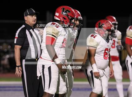 Thumbnail 1 in Victoria East vs Veterans Memorial (UIL 5A Bi-District Playoff) photogallery.