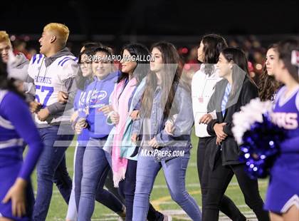 Thumbnail 3 in Victoria East vs Veterans Memorial (UIL 5A Bi-District Playoff) photogallery.
