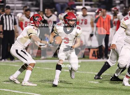 Thumbnail 2 in Victoria East vs Veterans Memorial (UIL 5A Bi-District Playoff) photogallery.