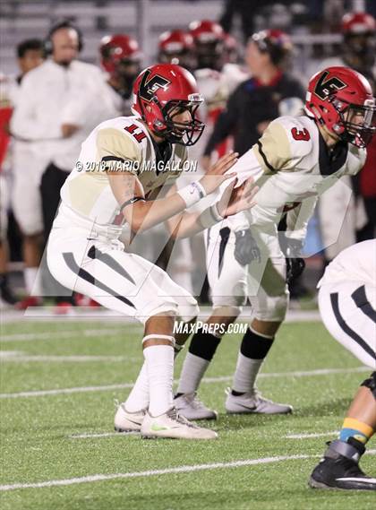 Thumbnail 2 in Victoria East vs Veterans Memorial (UIL 5A Bi-District Playoff) photogallery.