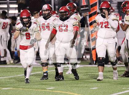 Thumbnail 1 in Victoria East vs Veterans Memorial (UIL 5A Bi-District Playoff) photogallery.