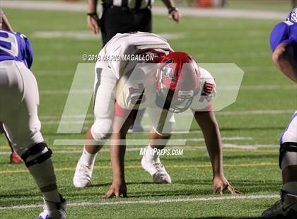 Thumbnail 3 in Victoria East vs Veterans Memorial (UIL 5A Bi-District Playoff) photogallery.