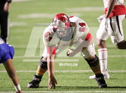 Thumbnail 1 in Victoria East vs Veterans Memorial (UIL 5A Bi-District Playoff) photogallery.