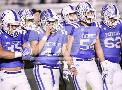 Thumbnail 2 in Victoria East vs Veterans Memorial (UIL 5A Bi-District Playoff) photogallery.