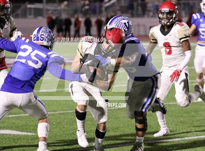 Thumbnail 2 in Victoria East vs Veterans Memorial (UIL 5A Bi-District Playoff) photogallery.