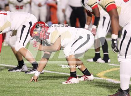 Thumbnail 2 in Victoria East vs Veterans Memorial (UIL 5A Bi-District Playoff) photogallery.