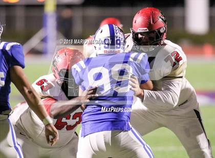 Thumbnail 2 in Victoria East vs Veterans Memorial (UIL 5A Bi-District Playoff) photogallery.