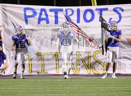 Thumbnail 2 in Victoria East vs Veterans Memorial (UIL 5A Bi-District Playoff) photogallery.