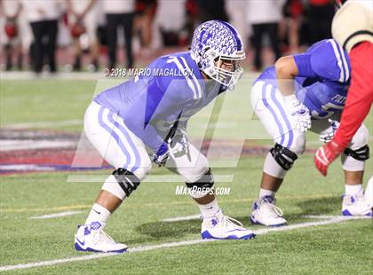Thumbnail 1 in Victoria East vs Veterans Memorial (UIL 5A Bi-District Playoff) photogallery.