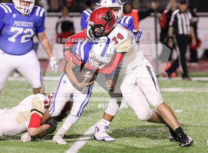 Thumbnail 1 in Victoria East vs Veterans Memorial (UIL 5A Bi-District Playoff) photogallery.