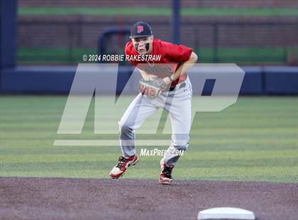 Thumbnail 3 in Martin vs. Pearce (UIL 6A Regional Quarterfinal Playoff) photogallery.