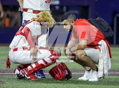 Thumbnail 3 in Martin vs. Pearce (UIL 6A Regional Quarterfinal Playoff) photogallery.