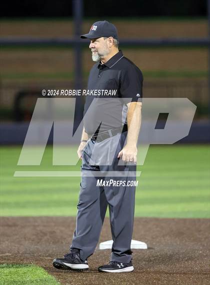 Thumbnail 3 in Martin vs. Pearce (UIL 6A Regional Quarterfinal Playoff) photogallery.