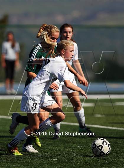 Thumbnail 3 in Mountain View vs. Palo Alto (CIF CCS D1 Final) photogallery.