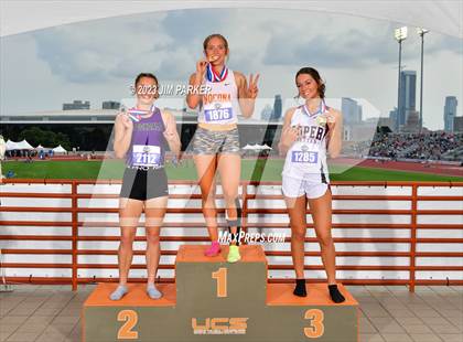 Thumbnail 1 in UIL 2A State Championship (Awards) photogallery.