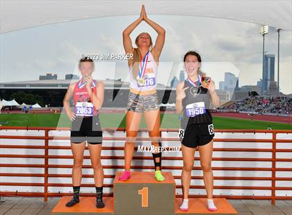 Thumbnail 3 in UIL 2A State Championship (Awards) photogallery.