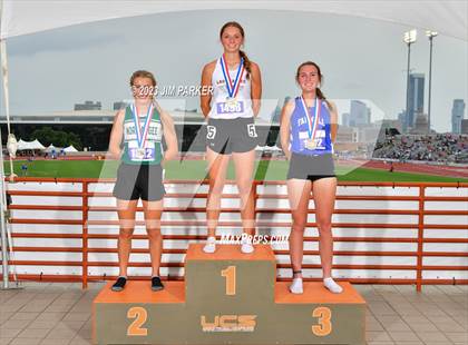 Thumbnail 2 in UIL 2A State Championship (Awards) photogallery.