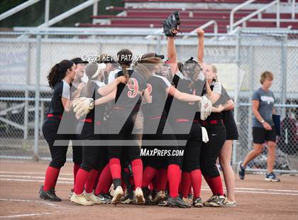 Thumbnail 2 in Shepaug Valley vs. Somers (CIAC Class S Semifinal) photogallery.