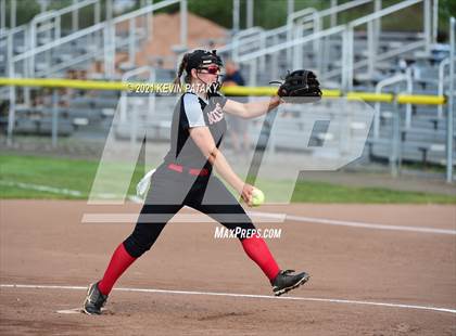 Thumbnail 2 in Shepaug Valley vs. Somers (CIAC Class S Semifinal) photogallery.