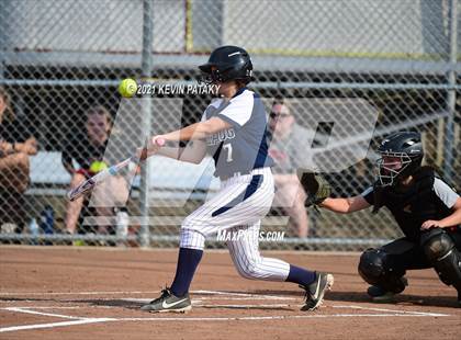 Thumbnail 2 in Shepaug Valley vs. Somers (CIAC Class S Semifinal) photogallery.