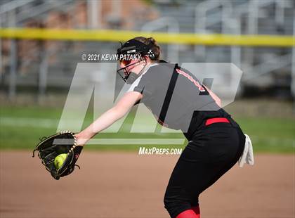 Thumbnail 1 in Shepaug Valley vs. Somers (CIAC Class S Semifinal) photogallery.