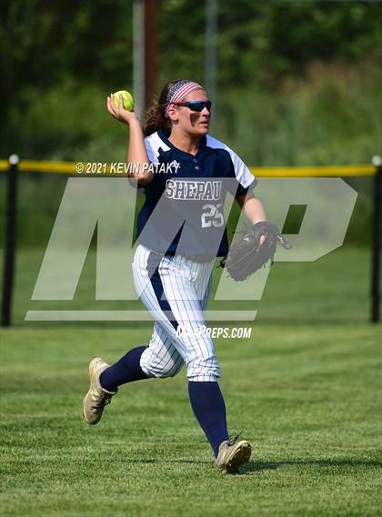 Thumbnail 3 in Shepaug Valley vs. Somers (CIAC Class S Semifinal) photogallery.