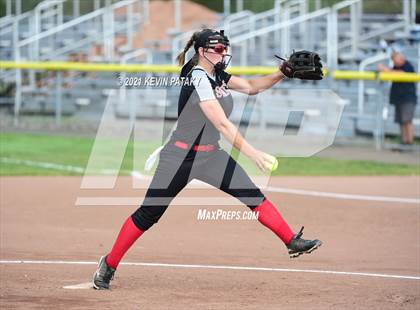 Thumbnail 3 in Shepaug Valley vs. Somers (CIAC Class S Semifinal) photogallery.