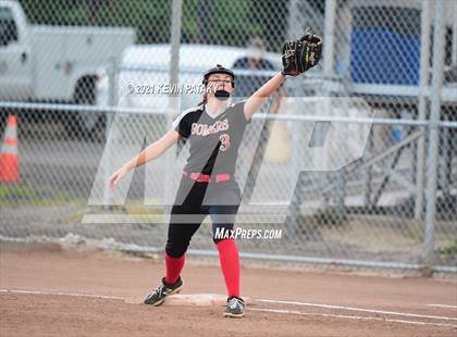 Thumbnail 1 in Shepaug Valley vs. Somers (CIAC Class S Semifinal) photogallery.