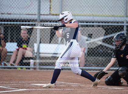 Thumbnail 3 in Shepaug Valley vs. Somers (CIAC Class S Semifinal) photogallery.