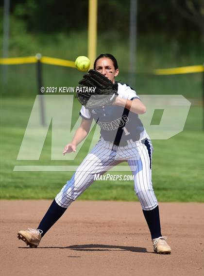 Thumbnail 2 in Shepaug Valley vs. Somers (CIAC Class S Semifinal) photogallery.