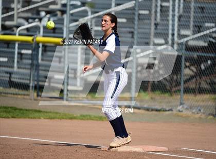 Thumbnail 3 in Shepaug Valley vs. Somers (CIAC Class S Semifinal) photogallery.