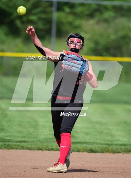 Thumbnail 1 in Shepaug Valley vs. Somers (CIAC Class S Semifinal) photogallery.