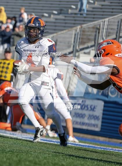Thumbnail 1 in Manhasset vs. Carey (NYSPHSAA Divison II Quarterfinal) photogallery.