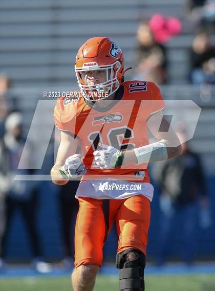 Thumbnail 2 in Manhasset vs. Carey (NYSPHSAA Divison II Quarterfinal) photogallery.