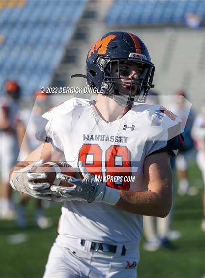 Thumbnail 1 in Manhasset vs. Carey (NYSPHSAA Divison II Quarterfinal) photogallery.