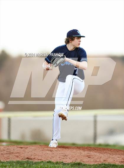 Thumbnail 3 in Bishop Grimes vs Marcellus photogallery.