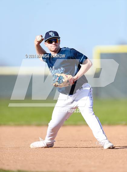 Thumbnail 2 in Bishop Grimes vs Marcellus photogallery.