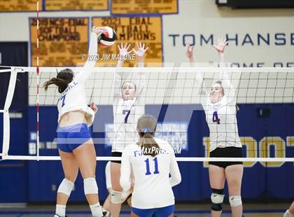 Thumbnail 2 in Amador Valley @ Foothill (CIFNCS D1 Semifinals) photogallery.
