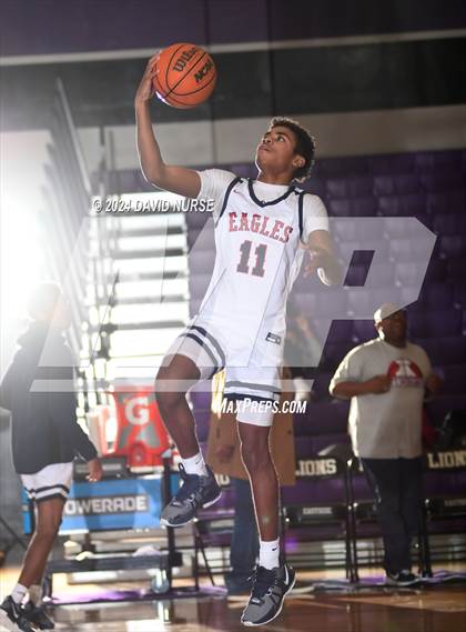 Thumbnail 3 in Lancaster vs. California City photogallery.