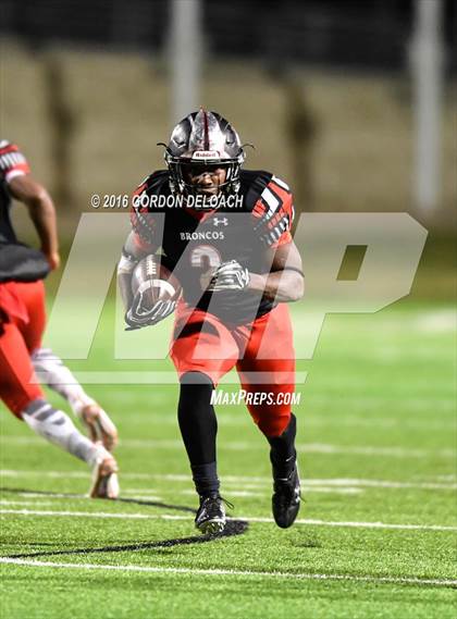 Thumbnail 1 in Spruce @ Mansfield Legacy (UIL Class 5A Division II Area Playoff) photogallery.